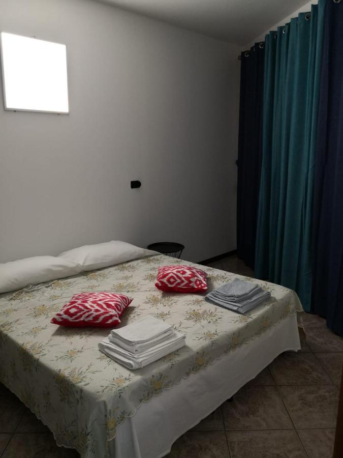 Lux Rho Fiera Bed & Breakfast Лайнате Екстериор снимка